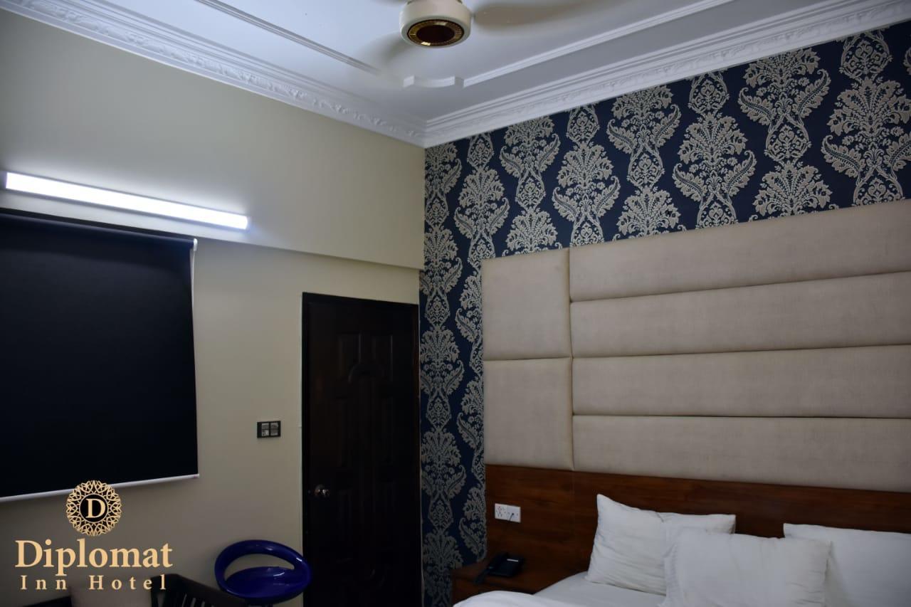 Diplomat Inn Hotel Karachi Exterior photo